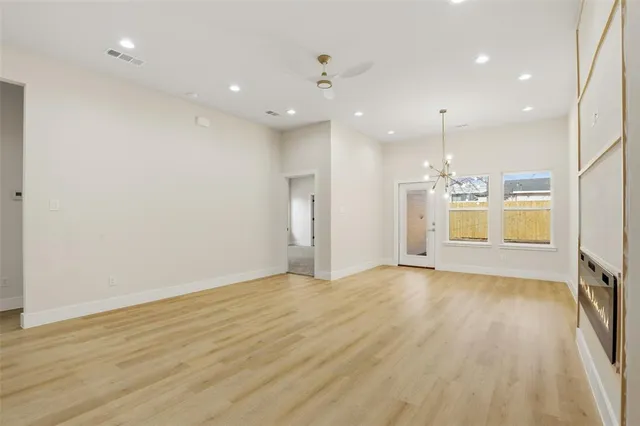 $750,000 | 1833 Edna Street, Unit AB, Arlington, TX 76010