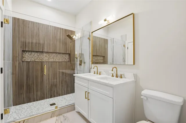 $750,000 | 1833 Edna Street, Unit AB, Arlington, TX 76010