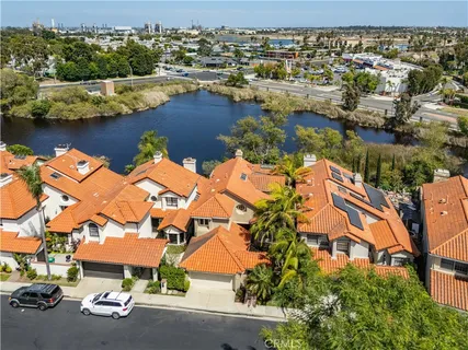 $1,499,000 | 5748 Madrid Lane, Long Beach, CA 90814