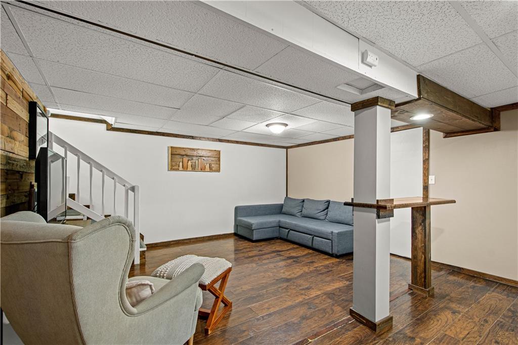 3740 Willett Road Pittsburgh, PA 15227 - Photo 20 of 29 Gallery Image 20