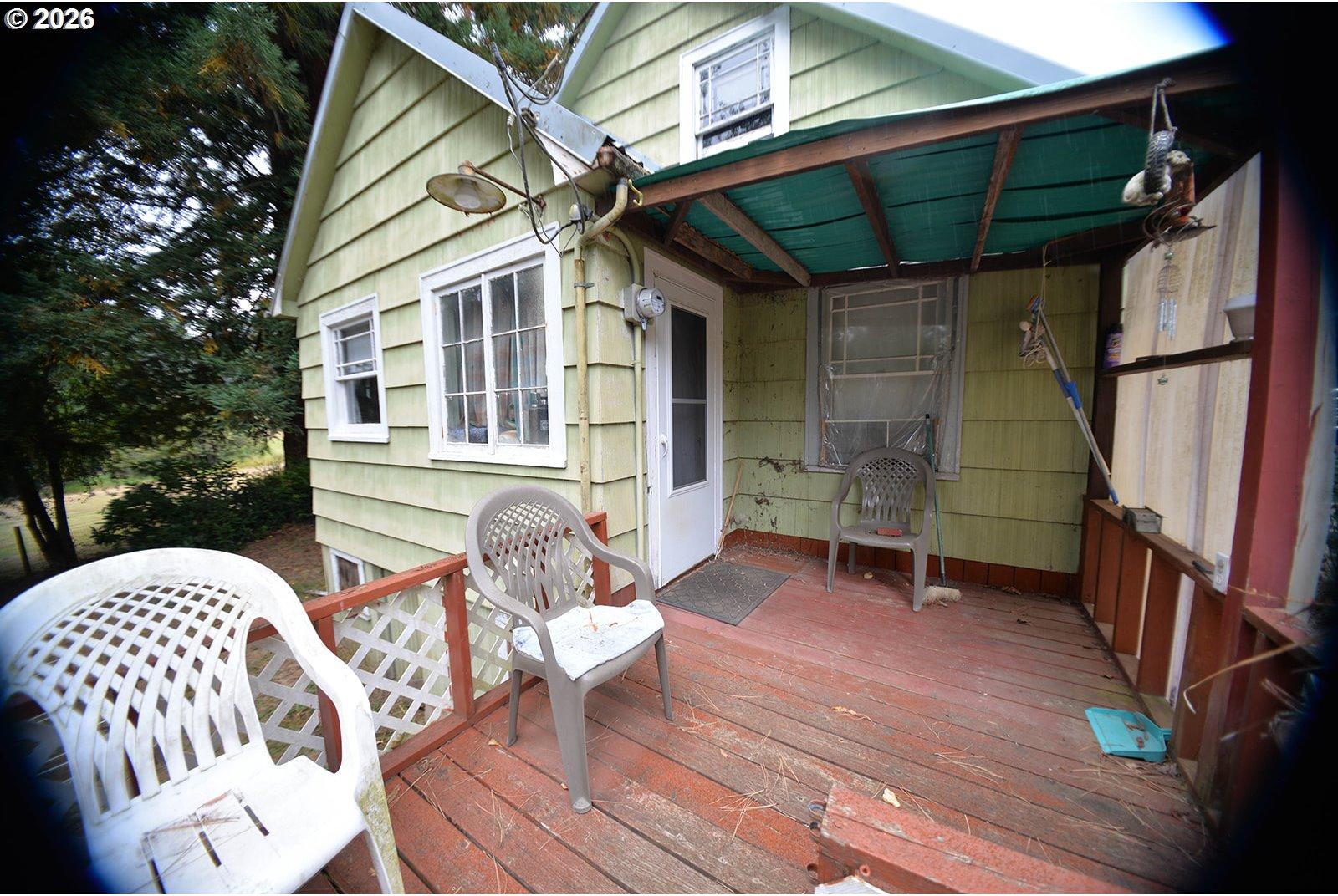 77339 Rutters Road Clatskanie, OR 97016 - Photo 20 of 24 Deck