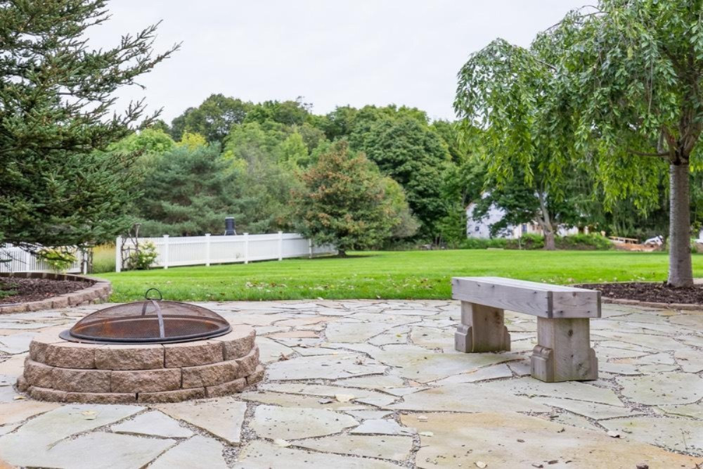 3369 Bauer Road Jenison, MI 49428 - Photo 6 of 36 3369-bauer-37_med