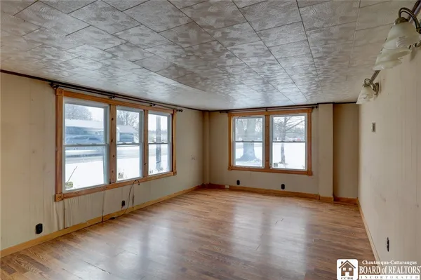 $64,900 | 7246 Highway 20, Westfield, NY 14787