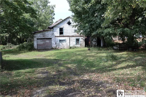 $64,900 | 7246 Highway 20, Westfield, NY 14787