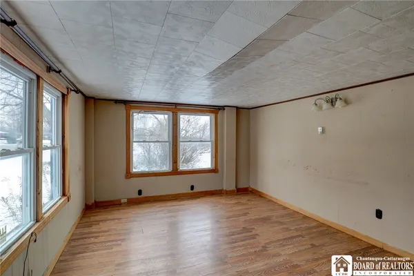 $64,900 | 7246 Highway 20, Westfield, NY 14787