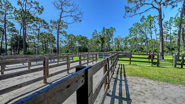 $4,350,000 | 6910 211th Street East, Bradenton, FL 34211