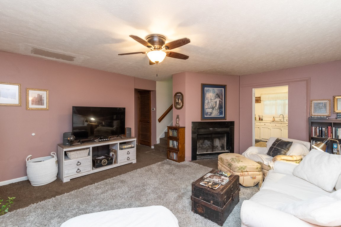 1061 Valley View Road Ashland City, TN 37015 - Photo 5 of 41 Gallery Image 5