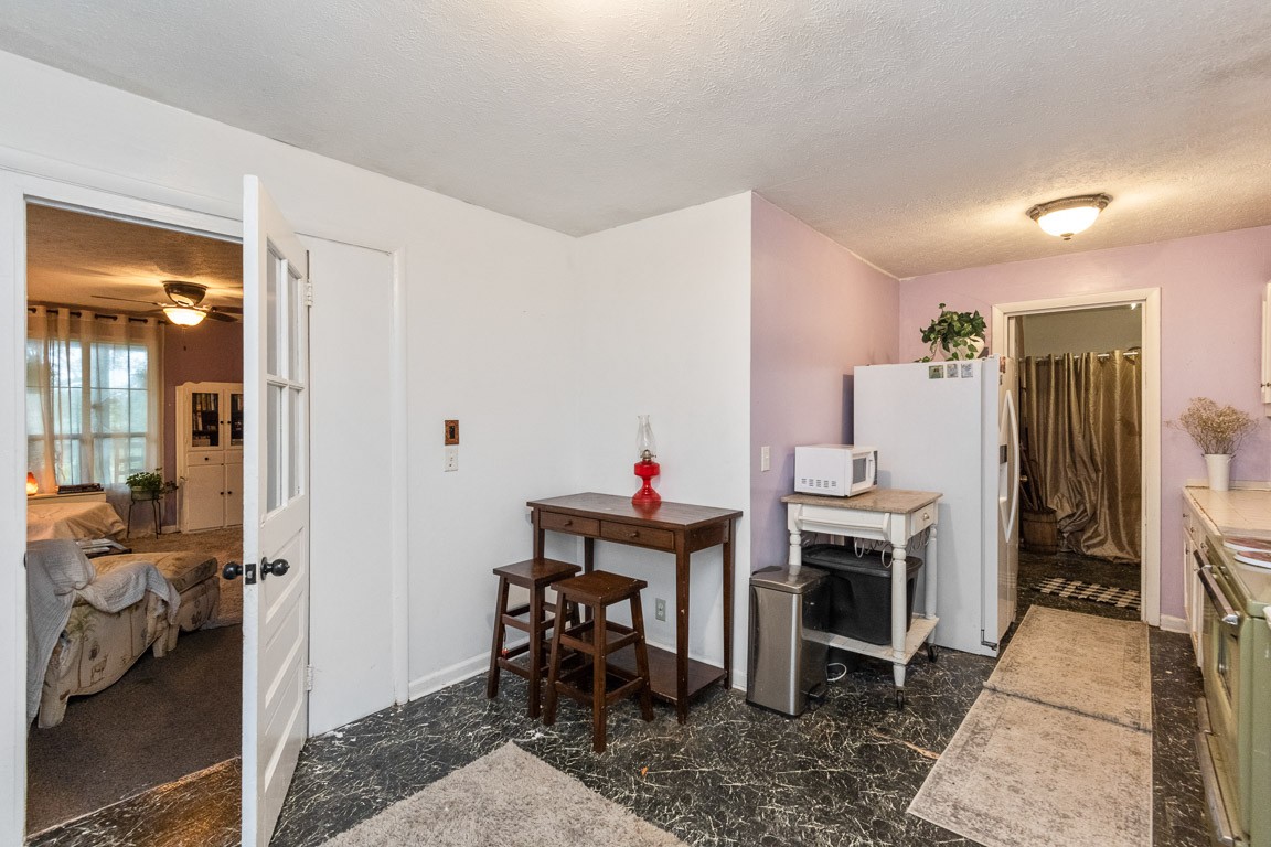 1061 Valley View Road Ashland City, TN 37015 - Photo 8 of 41 Gallery Image 8