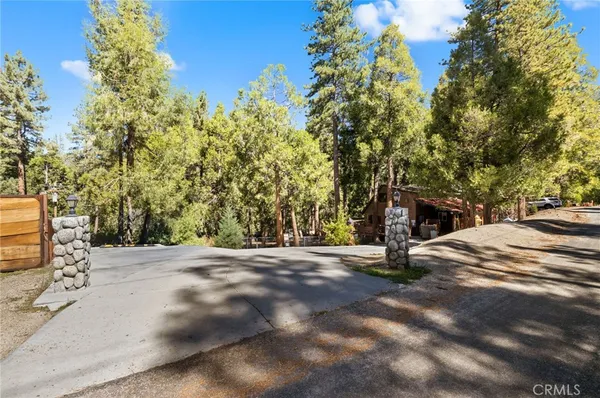 $332,000 | 54450 Marian View Drive, Idyllwild, CA 92549