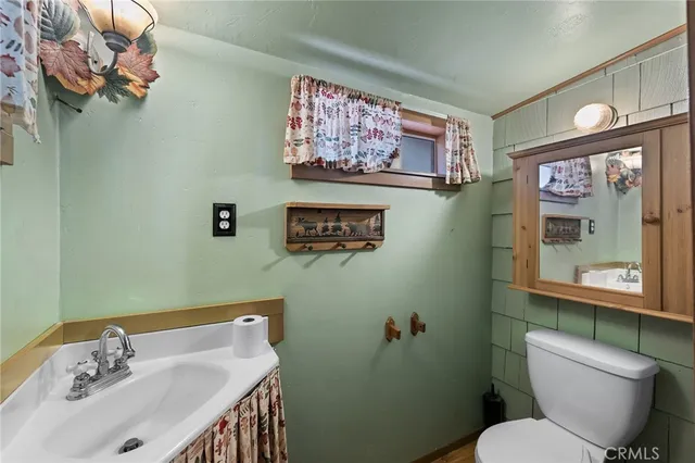 a view of a hallway with closet area