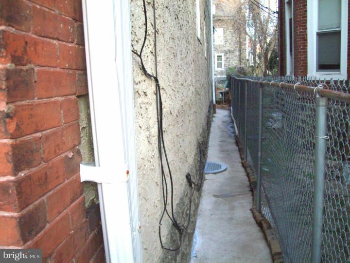 881 Wynnewood Road Philadelphia, PA 19151 - Photo 6 of 25 Exterior Side