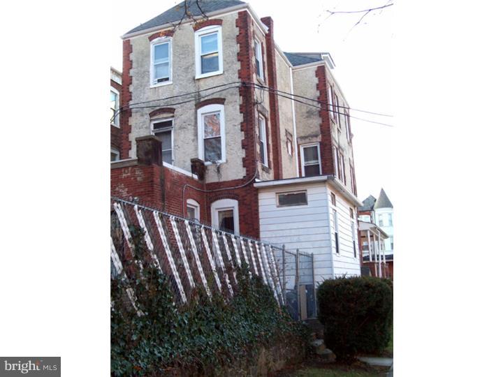 881 Wynnewood Road Philadelphia, PA 19151 - Photo 7 of 25 Exterior Back