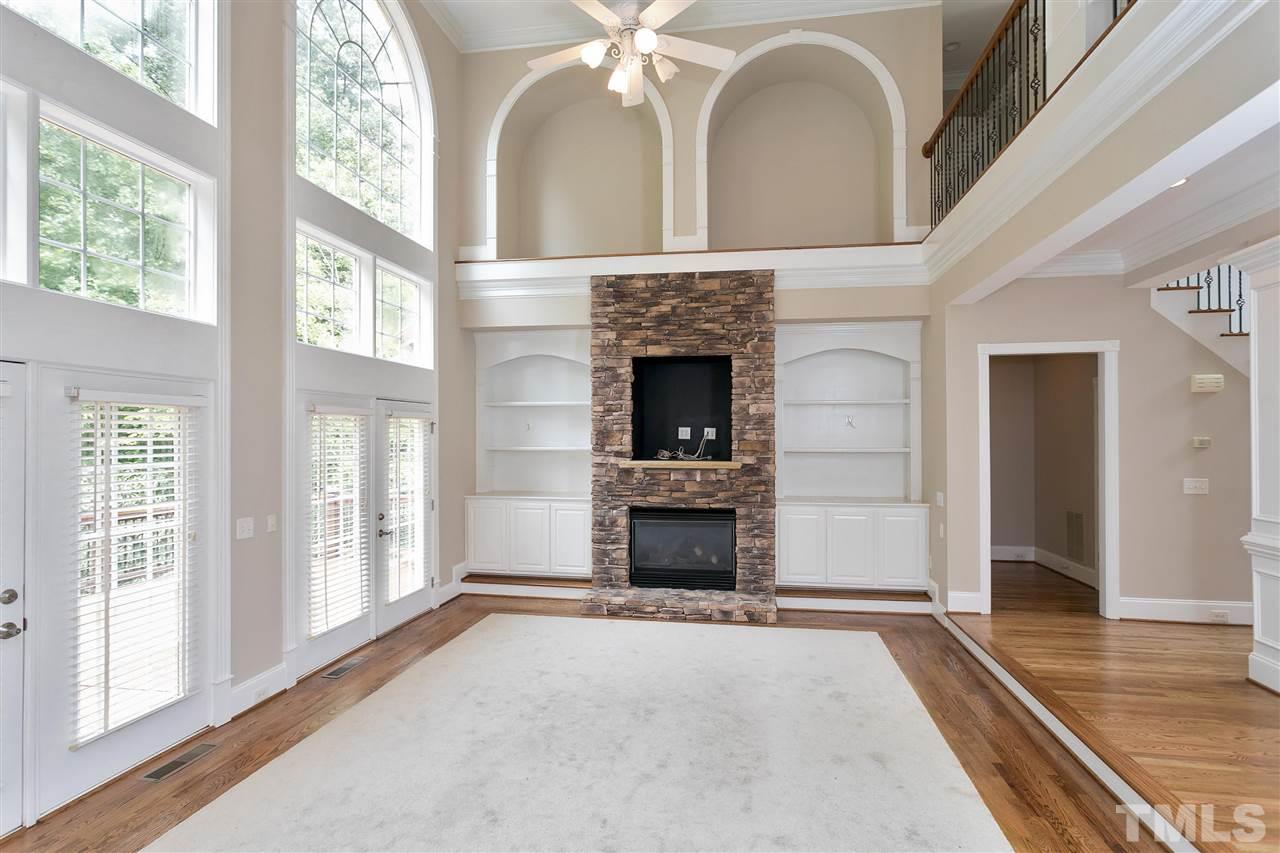 2516 Hunters Meadow Lane Raleigh, NC 27606 - Photo 13 of 30 Gallery Image 13