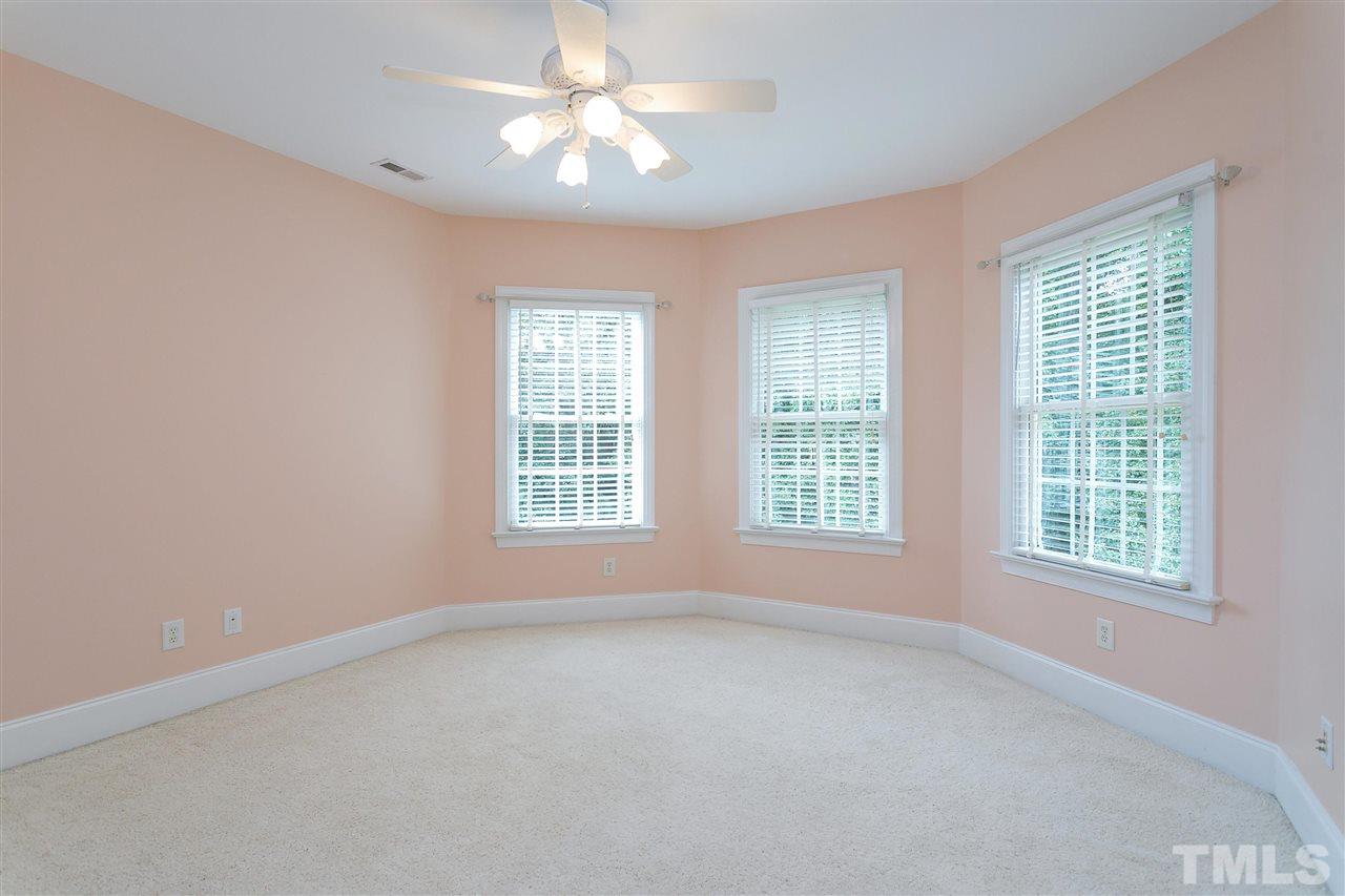 2516 Hunters Meadow Lane Raleigh, NC 27606 - Photo 25 of 30 Gallery Image 25
