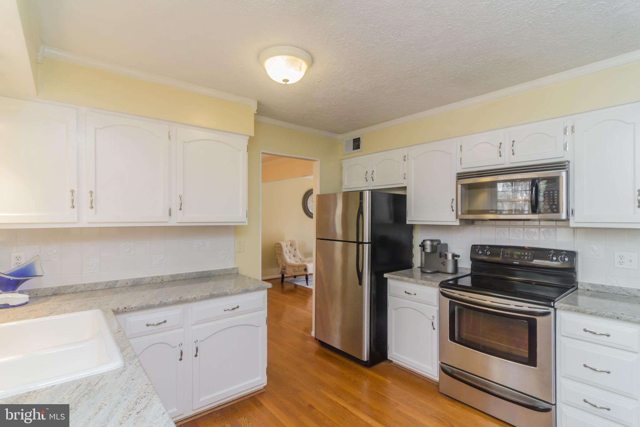 7602 Modisto Lane Springfield, VA 22153 - Photo 13 of 33 Gallery Image 13