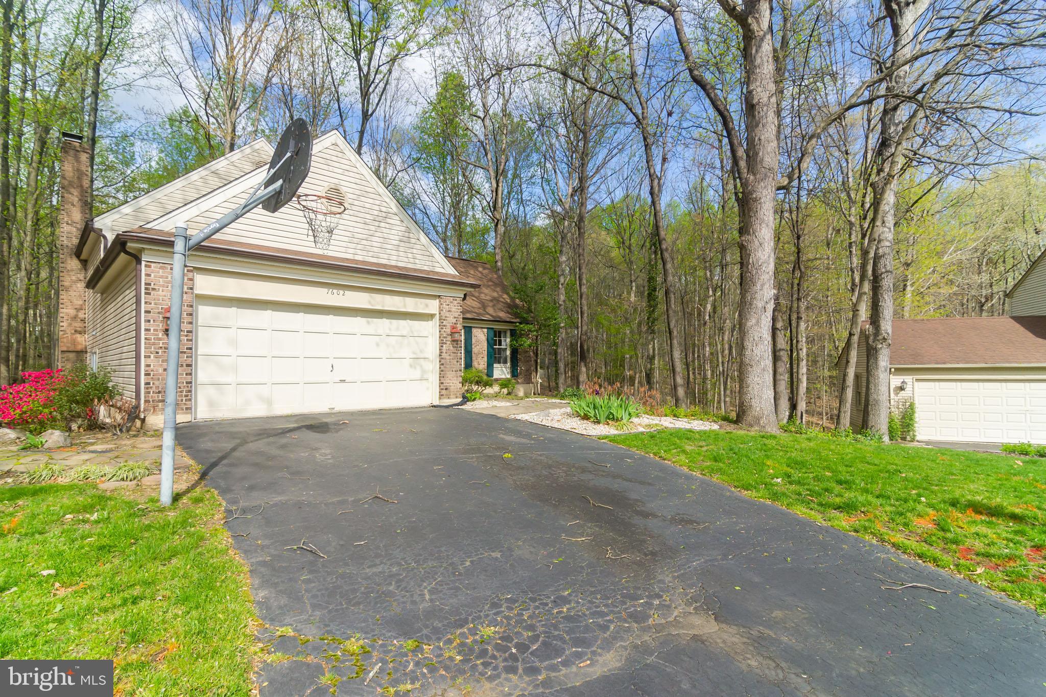 7602 Modisto Lane Springfield, VA 22153 - Photo 4 of 33 Gallery Image 4