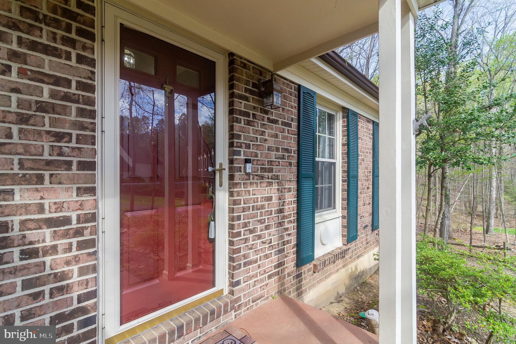 7602 Modisto Lane Springfield, VA 22153 - Photo 5 of 33 Gallery Image 5