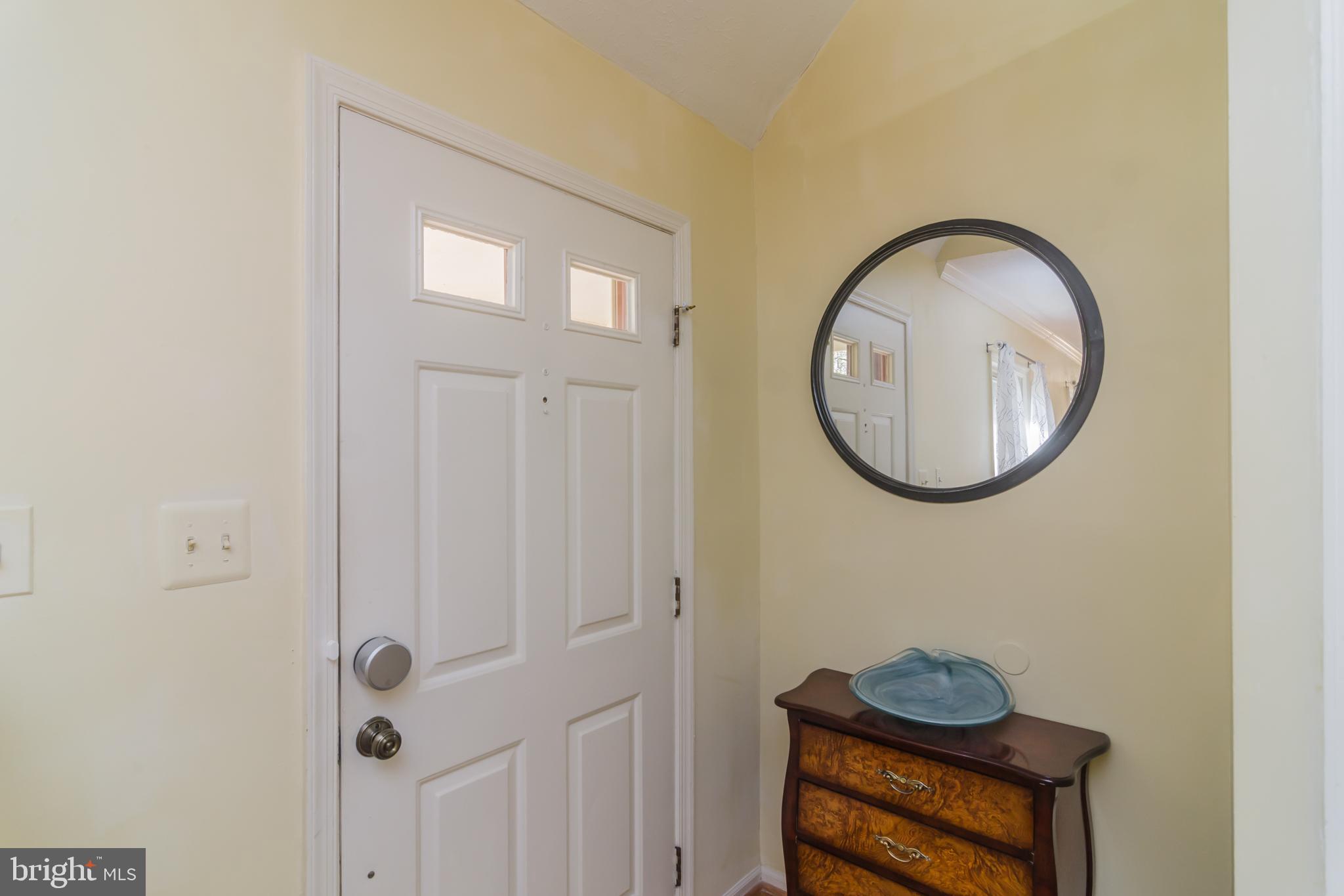7602 Modisto Lane Springfield, VA 22153 - Photo 6 of 33 Gallery Image 6