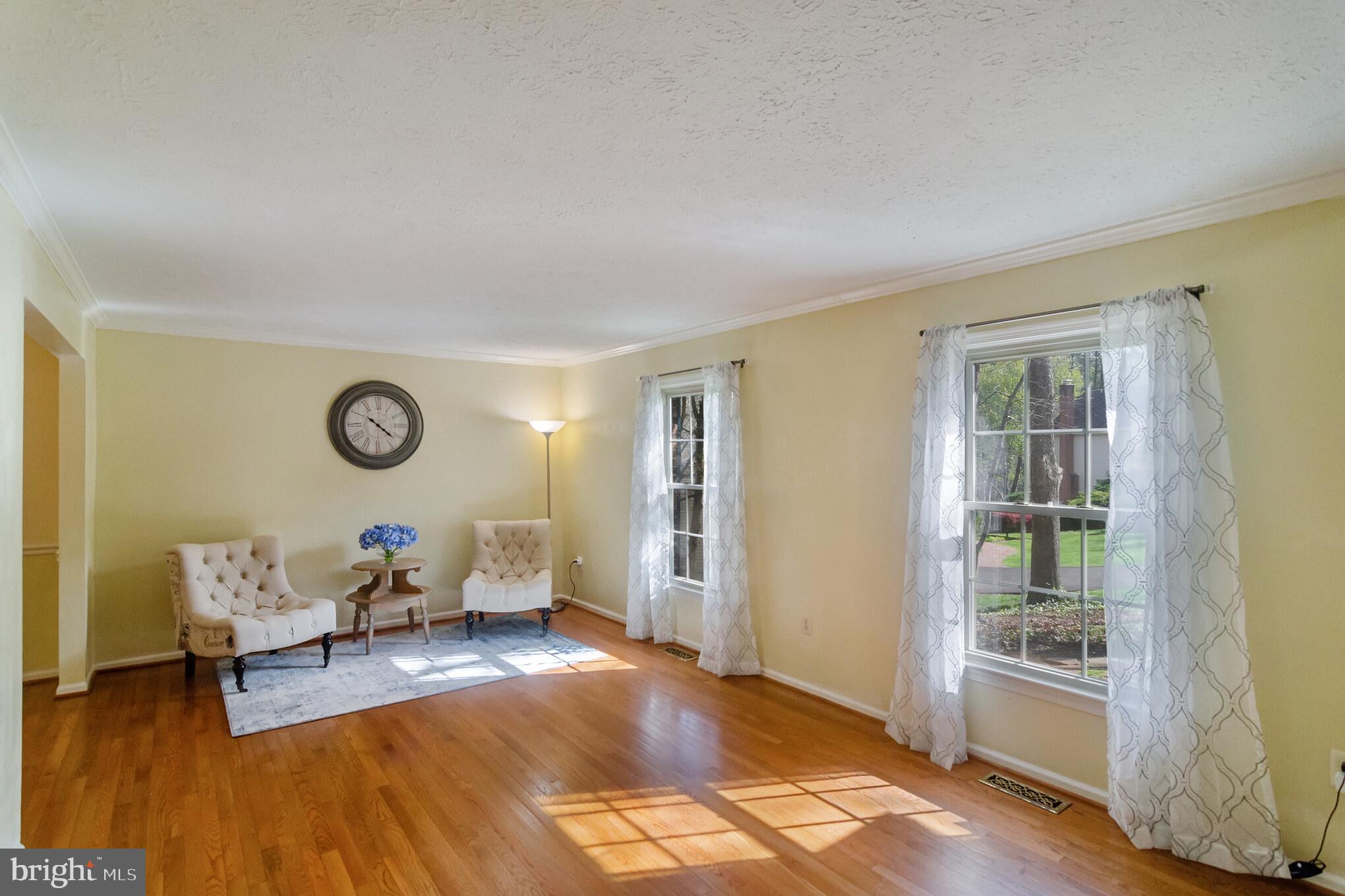 7602 Modisto Lane Springfield, VA 22153 - Photo 7 of 33 Gallery Image 7