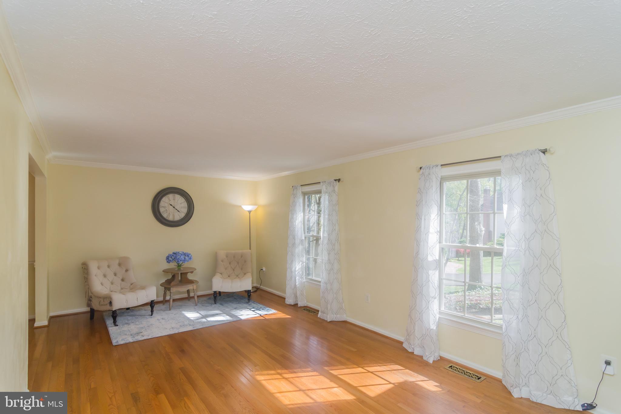 7602 Modisto Lane Springfield, VA 22153 - Photo 8 of 33 Gallery Image 8