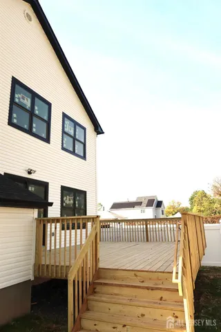 $999,900 | 26 Wildwood Avenue, Fords, NJ 08863