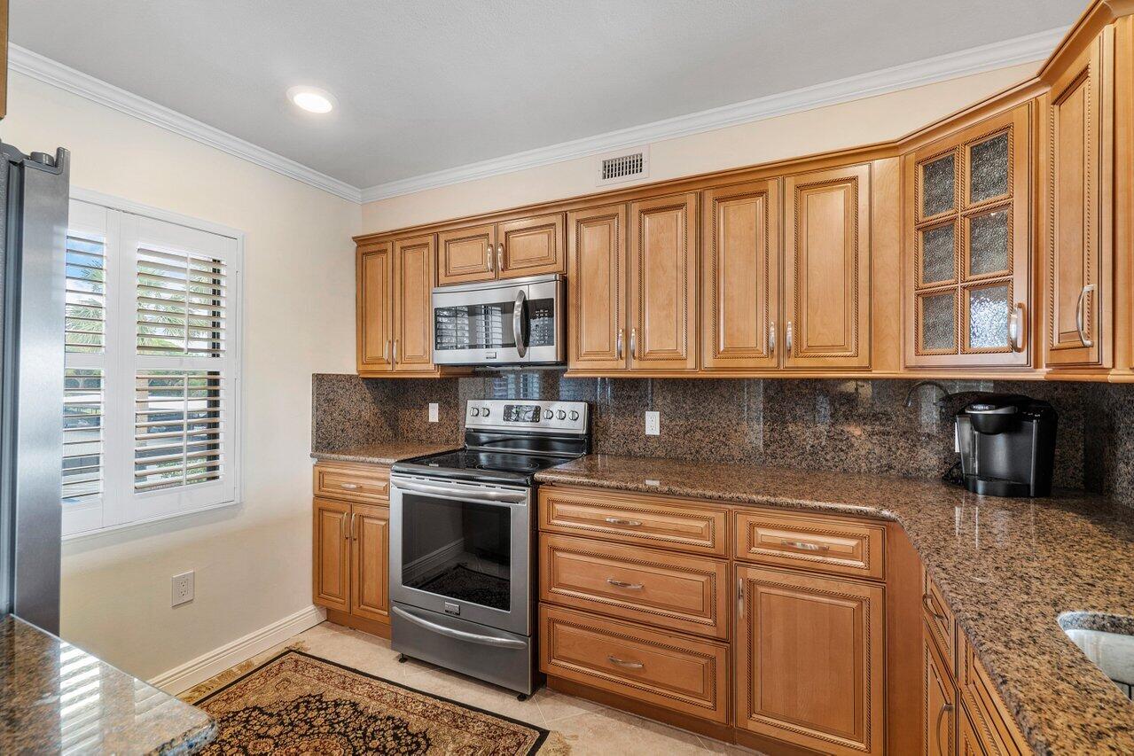 1950 Southwest Palm City Road, Unit 1206 Stuart, FL 34994 - Photo 13 of 38 009-1950SouthwestPalmCityRoad-Stuart-FL-