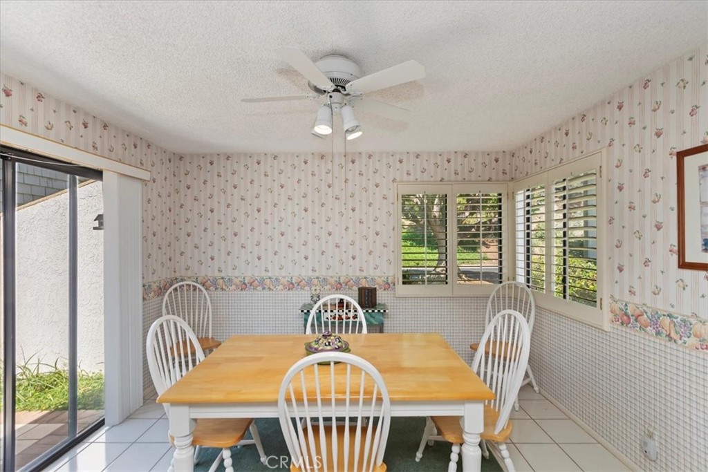 548 Vía La Paloma Riverside, CA 92507 - Photo 19 of 39