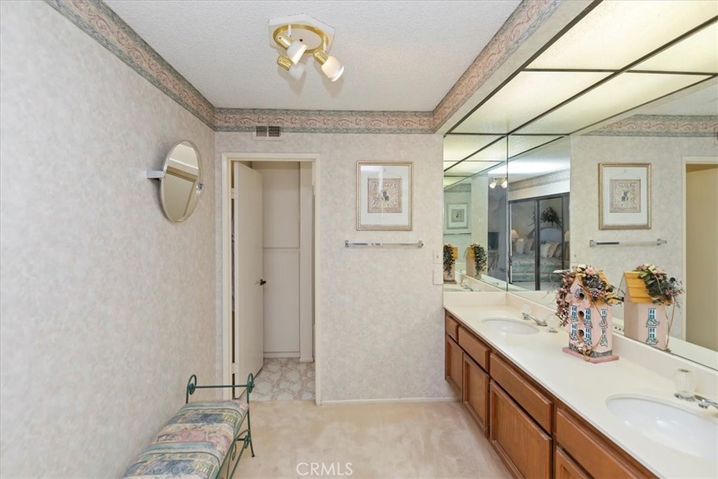 548 Vía La Paloma Riverside, CA 92507 - Photo 24 of 39