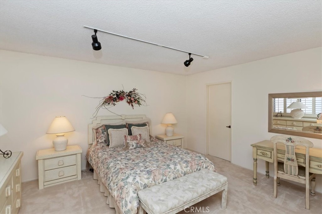 548 Vía La Paloma Riverside, CA 92507 - Photo 25 of 39