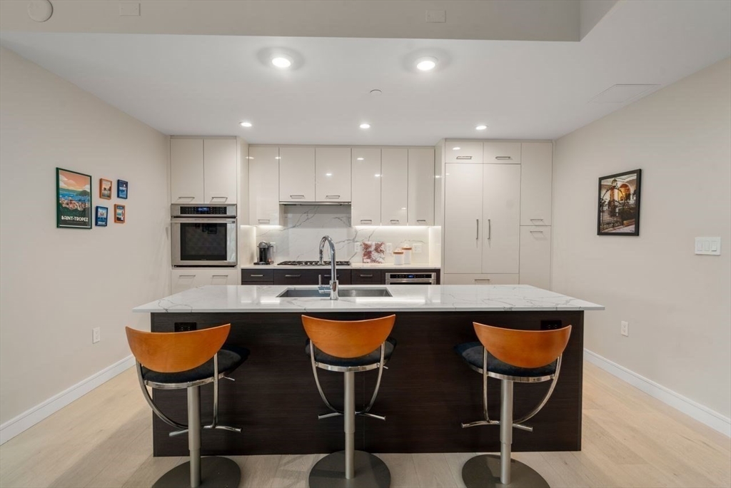 110 Broad Street, Unit 303 Boston, MA 02110 - Photo 10 of 35