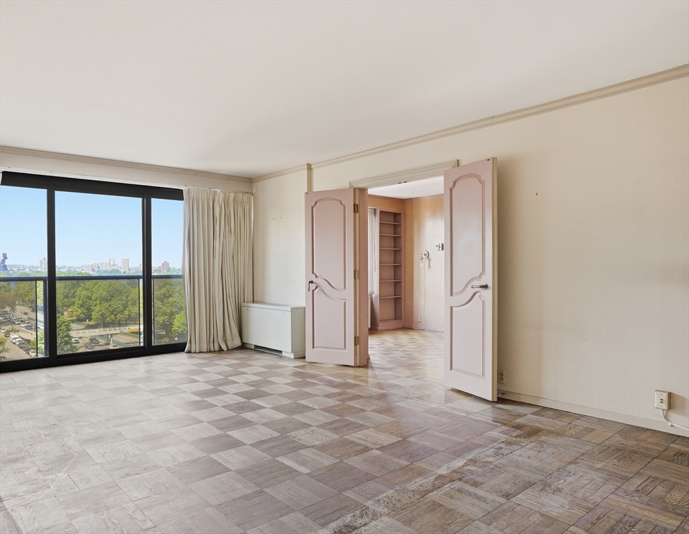 180 Beacon Street, Unit 8DE Boston, MA 02116 - Photo 20 of 31