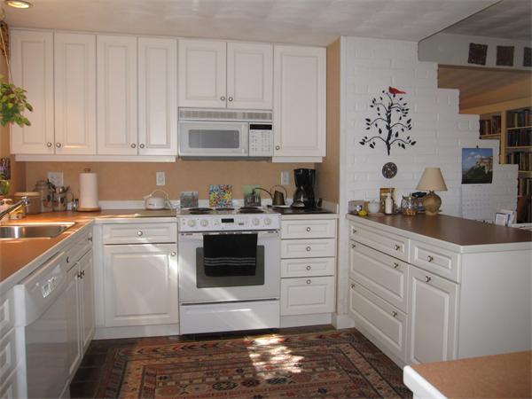 17 Michael Road Framingham, MA 01701 - Photo 5 of 27 Gallery Image 5