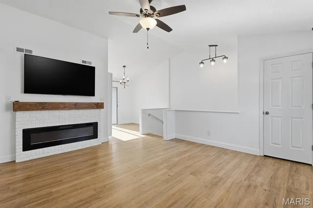 $189,900 | 1624 East Swan Circle, Brentwood, MO 63144