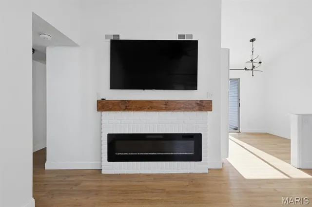 $189,900 | 1624 East Swan Circle, Brentwood, MO 63144