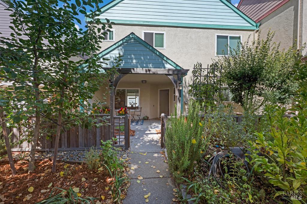 8148 Bodega Avenue Sebastopol, CA 95472 - Photo 3 of 31