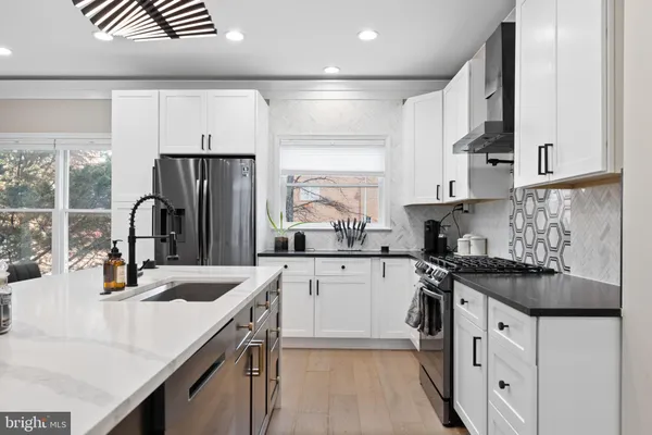 $5,000 | 1170 North Vernon Street, Arlington, VA 22201