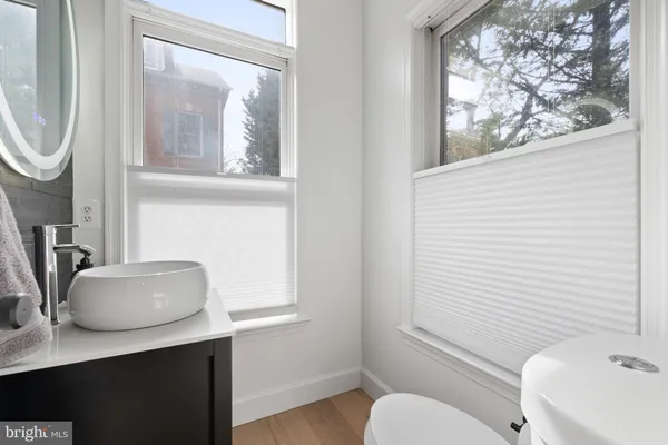 $5,000 | 1170 North Vernon Street, Arlington, VA 22201