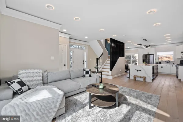 $5,000 | 1170 North Vernon Street, Arlington, VA 22201