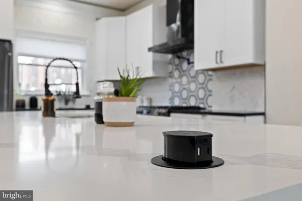 $5,000 | 1170 North Vernon Street, Arlington, VA 22201