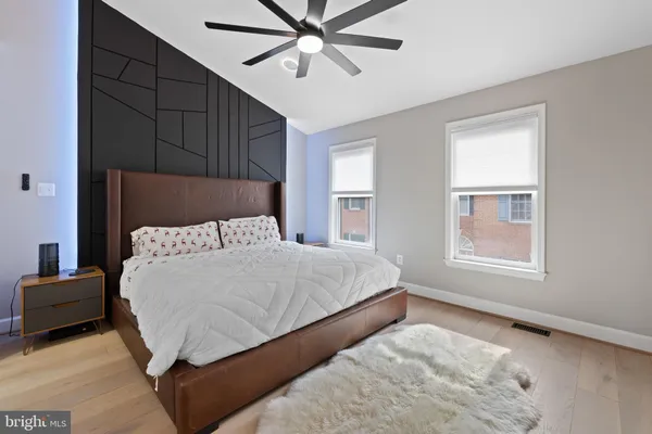 $5,000 | 1170 North Vernon Street, Arlington, VA 22201