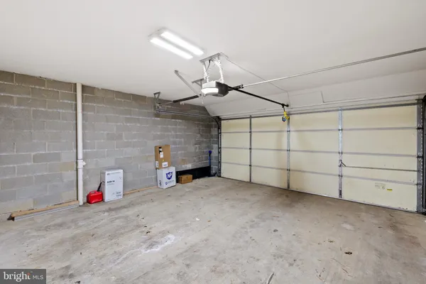 $5,000 | 1170 North Vernon Street, Arlington, VA 22201