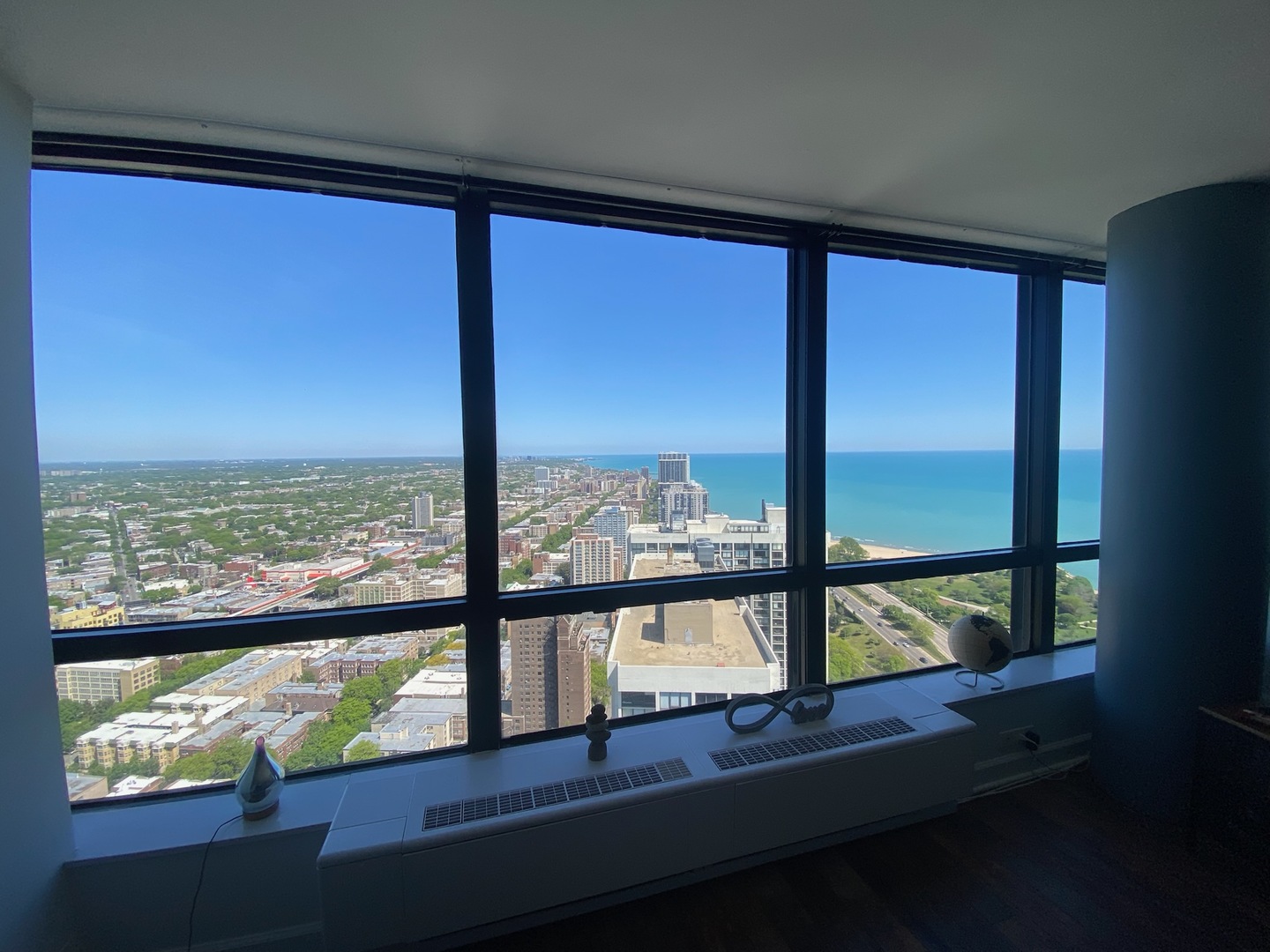 5415 North Sheridan Road, Unit 5010 Chicago, IL 60640 - Photo 4 of 9