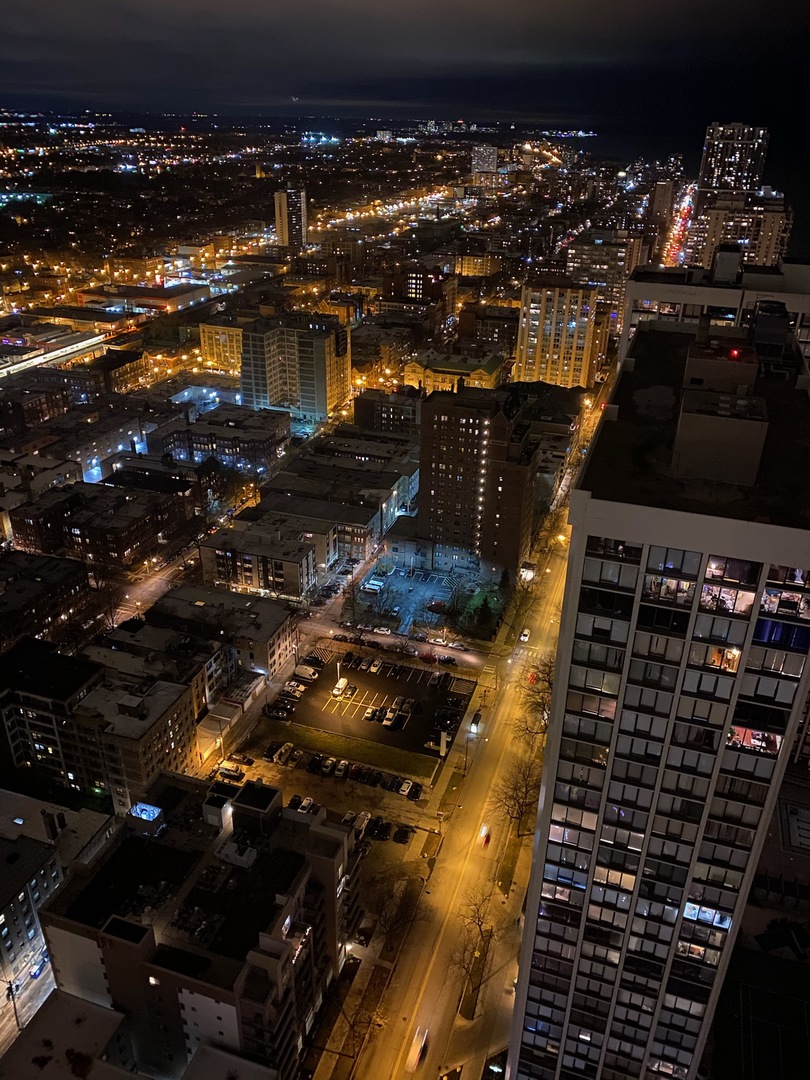 5415 North Sheridan Road, Unit 5010 Chicago, IL 60640 - Photo 8 of 9