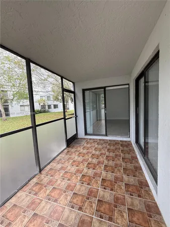 $3,000 | 155 Lakeview Drive, Unit 101, Weston, FL 33326