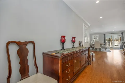 $875,000 | 24 North Boulevard, East Rockaway, NY 11518