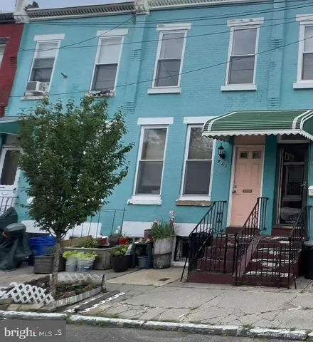 a front view of a building