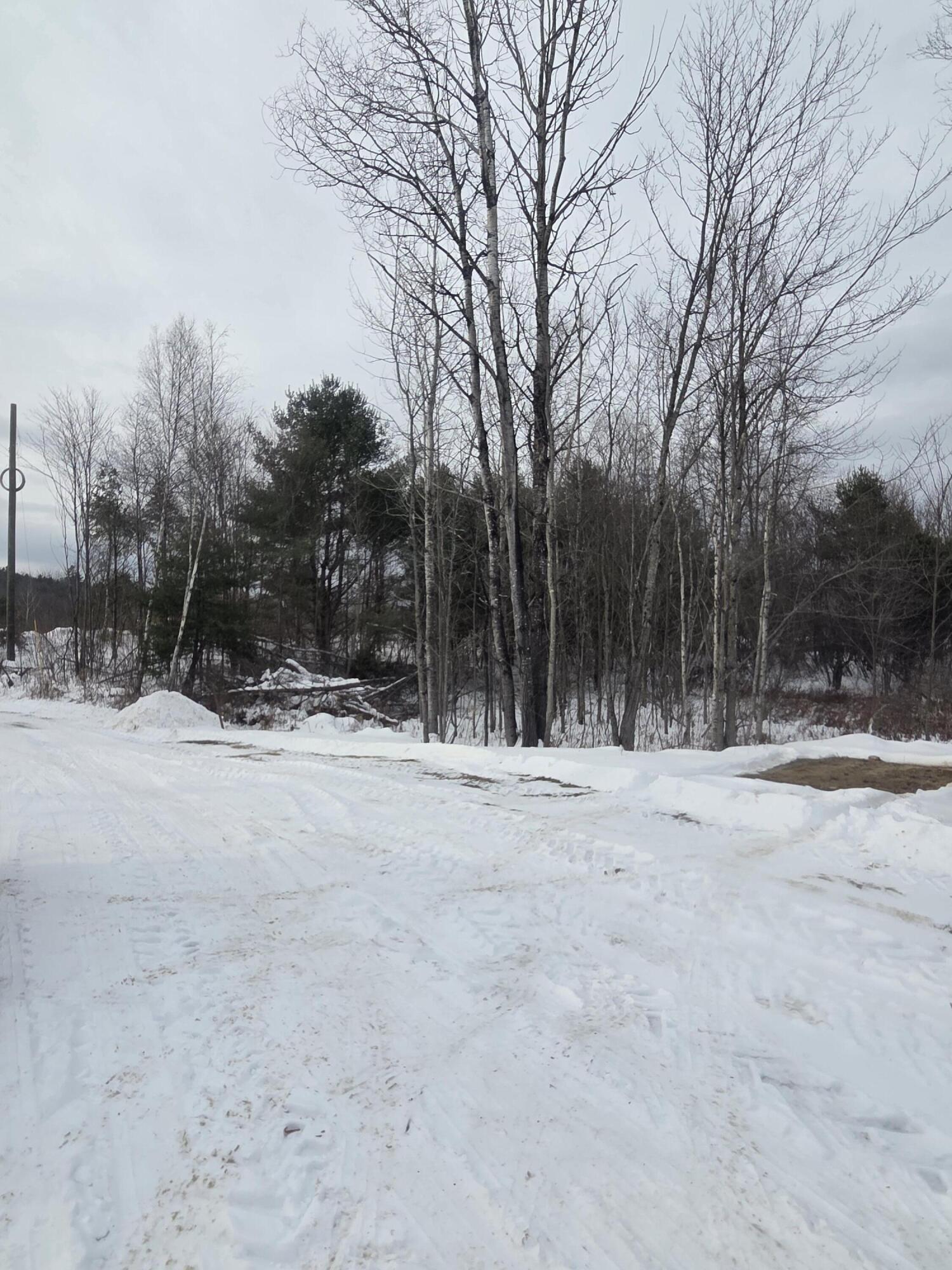 22 East Dixfield Road Dixfield, ME 04224 - Photo 4 of 13 20251217_132401