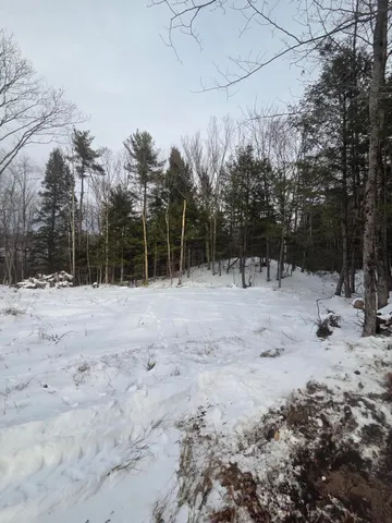 $89,000 | 22 East Dixfield Road, Dixfield, ME 04224