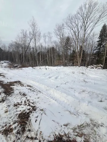 $89,000 | 22 East Dixfield Road, Dixfield, ME 04224