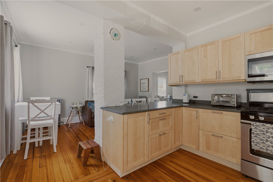 191 3rd Street Newport, RI 02840 - Photo 15 of 30